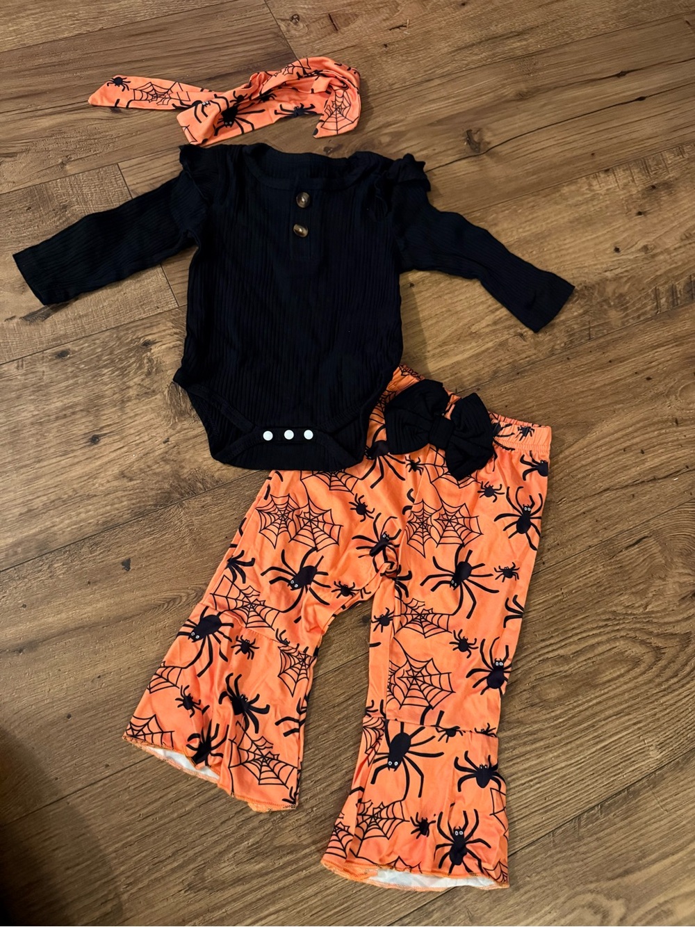 Kids Halloween Spider Costume Set - Black Top & Orange Spider Pants
